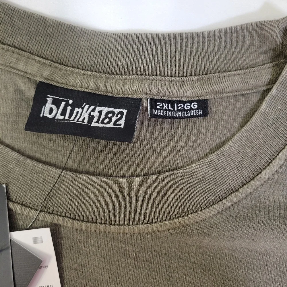 Blink-182 Skankin Rabbit Mascot Graphic Grunge 90s Band Tee Olive Green 2XL NWT - Picture 5 of 9